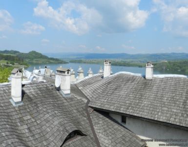 Widok z zamku w Niedzicy na Jezioro Czorsztyńskie